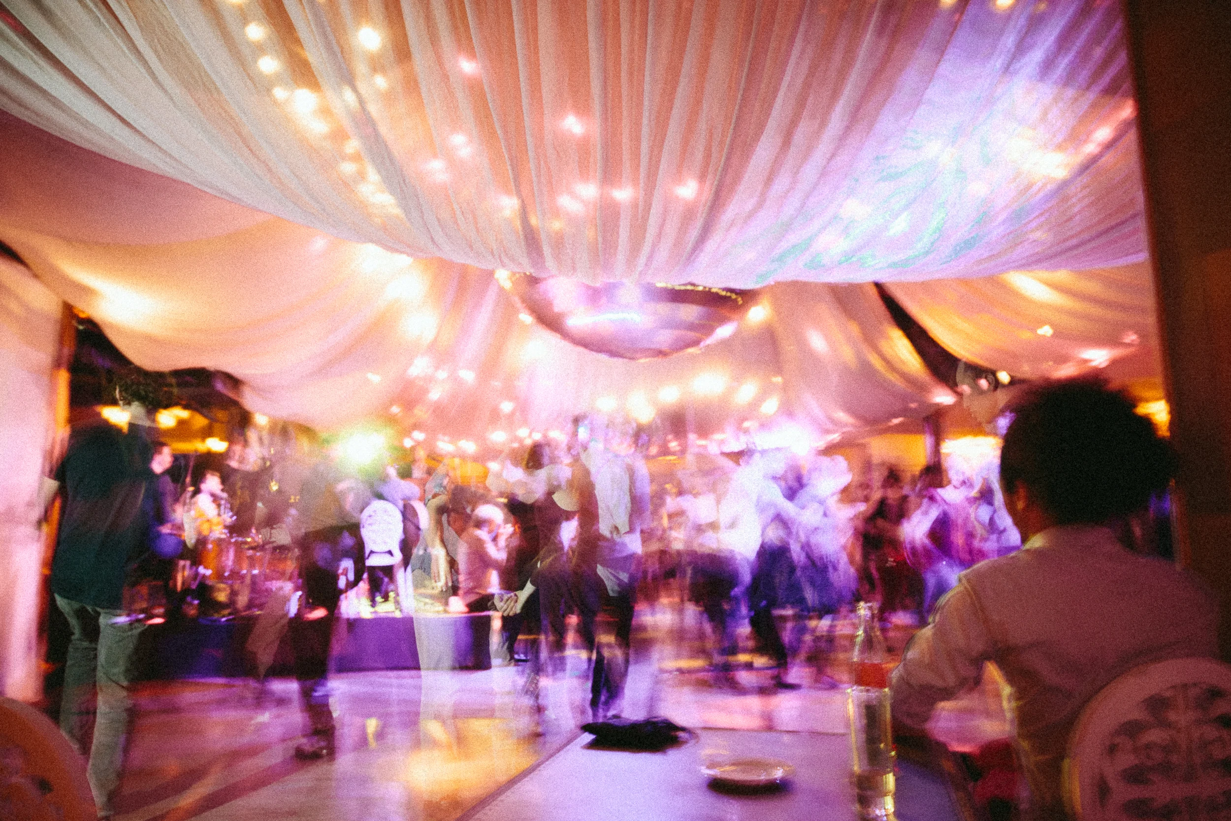 Bal Swing au Chalet du Lac avec Swing Deluxe. Crédit photo: For Dancers Only: http://www.ebobrie.com/chalet-20-03-2016
