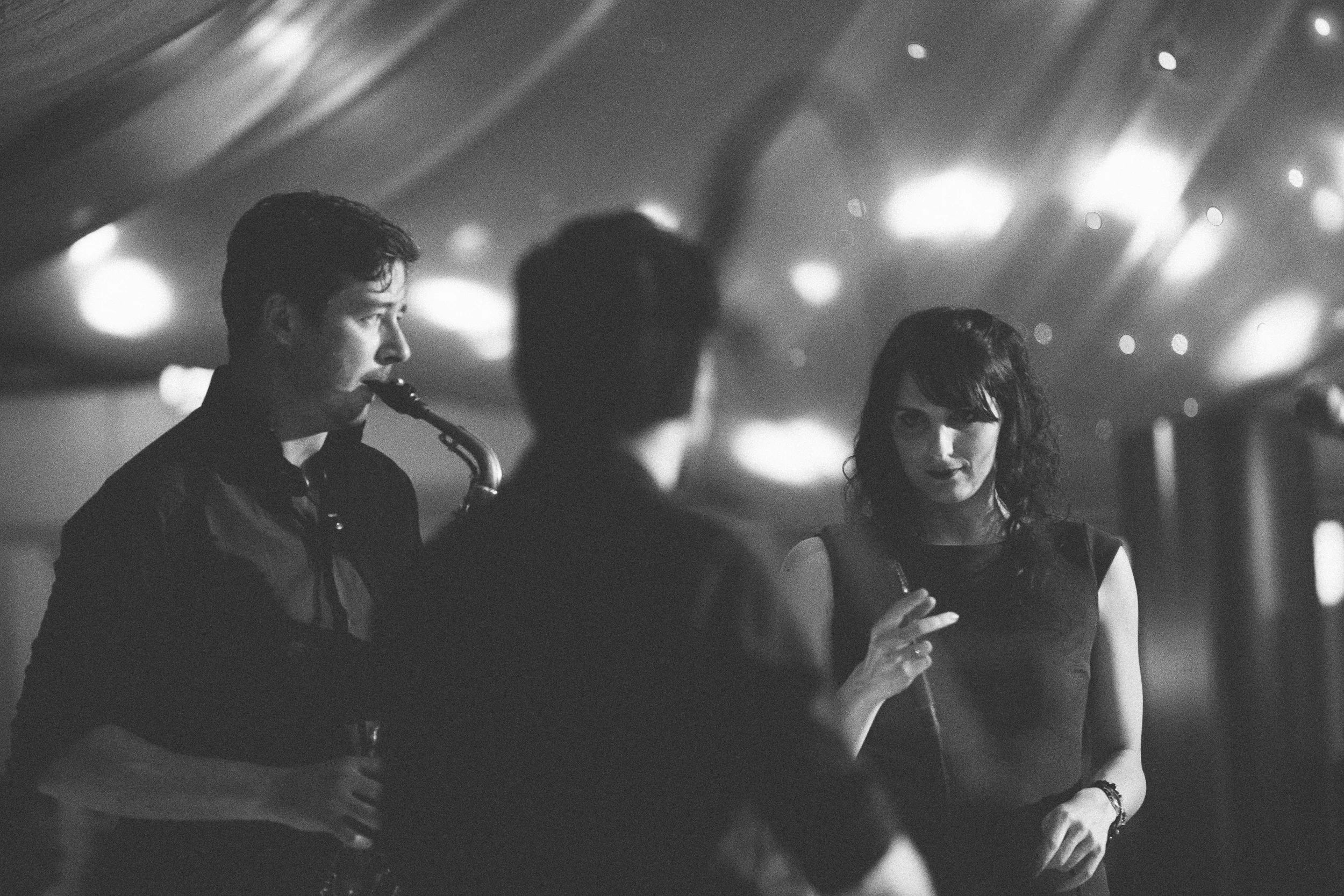 Bal Swing au Chalet du Lac avec Swing Deluxe. Crédit photo: For Dancers Only: http://www.ebobrie.com/chalet-20-03-2016