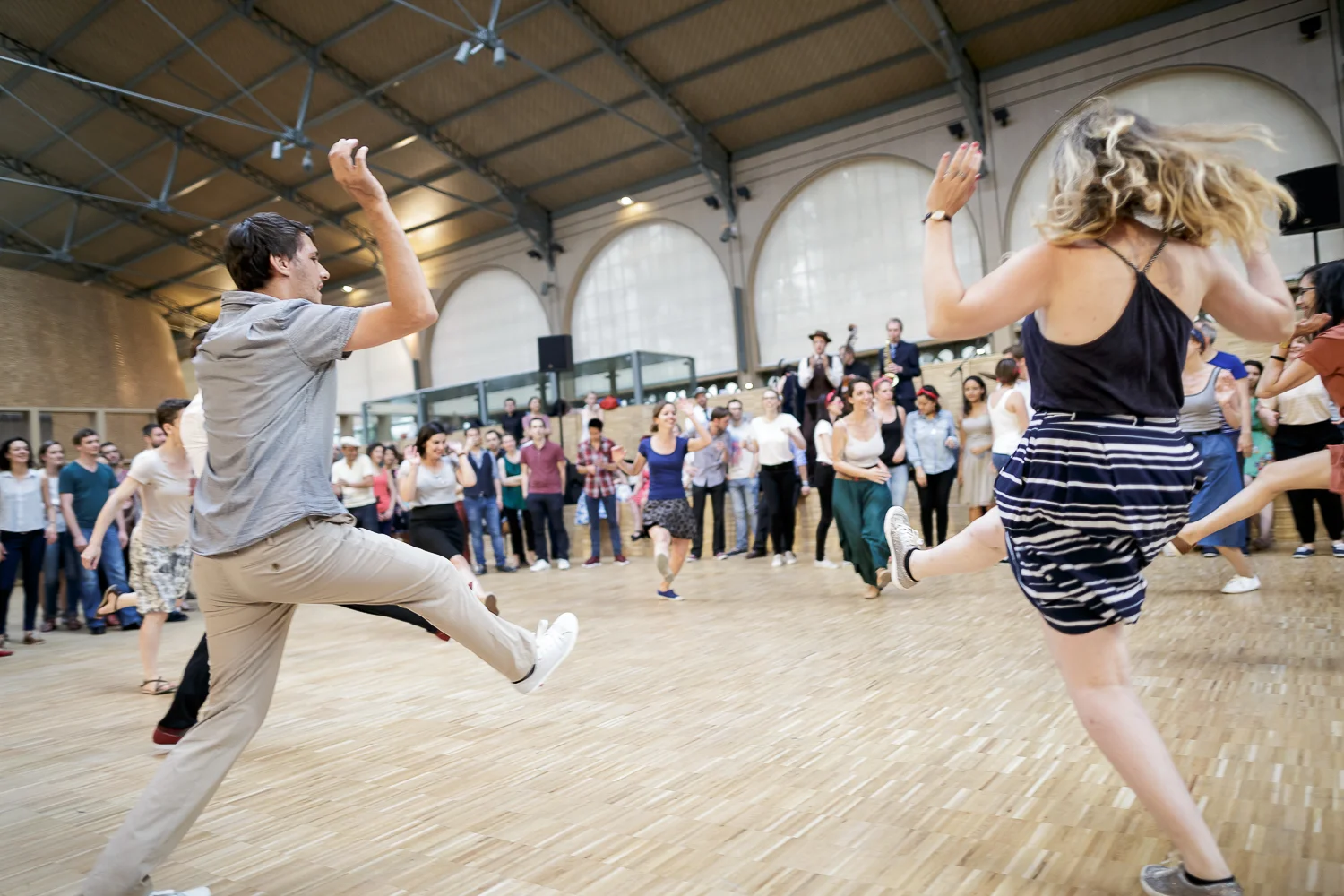 Bal Swing au Carreau du Temple - Photo Credit: For Dancers Only (http://d.pr/1fEEY)