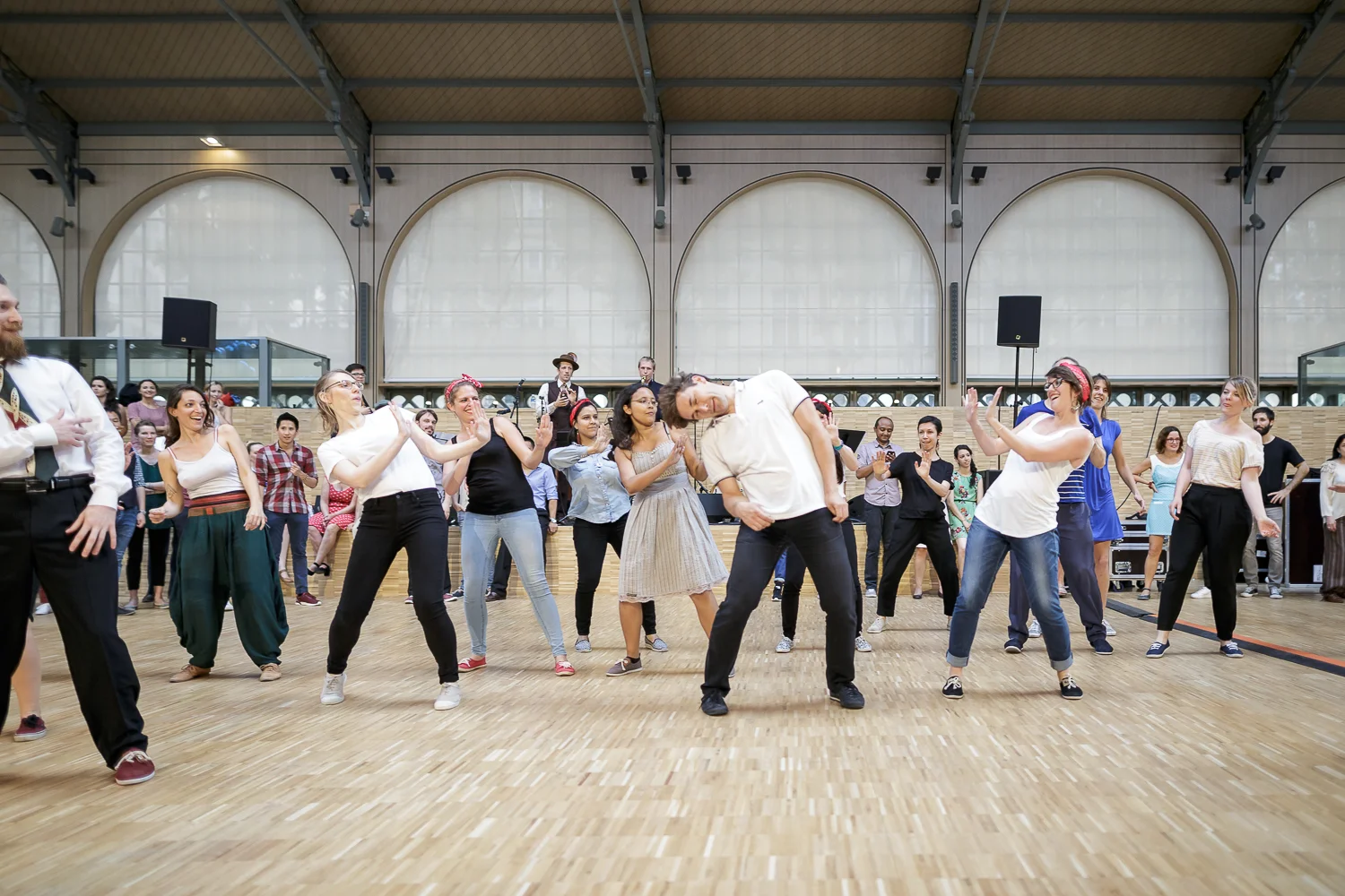 Bal Swing au Carreau du Temple - Photo Credit: For Dancers Only (http://d.pr/1fEEY)