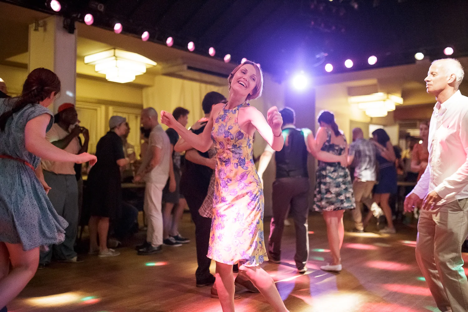 Bal Swing au Chalet du Lac avec Swing Deluxe. For Dancers Only: http://d.pr/1fEEY - http://www.ebobrie.com/chalet-du-lac-11092016/