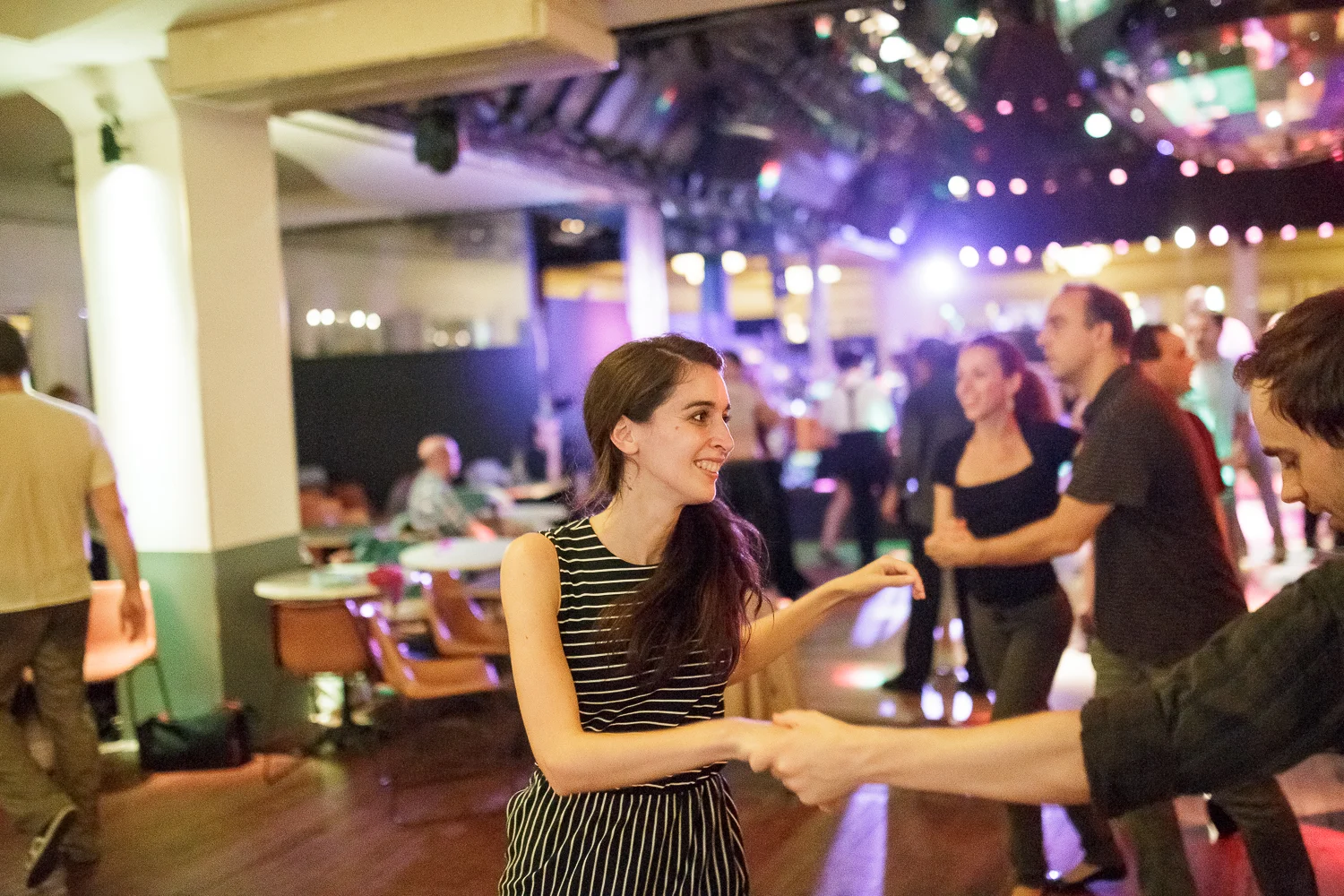 Bal Swing au Chalet du Lac avec Swing Deluxe. For Dancers Only: http://d.pr/1fEEY - http://www.ebobrie.com/chalet-du-lac-11092016/