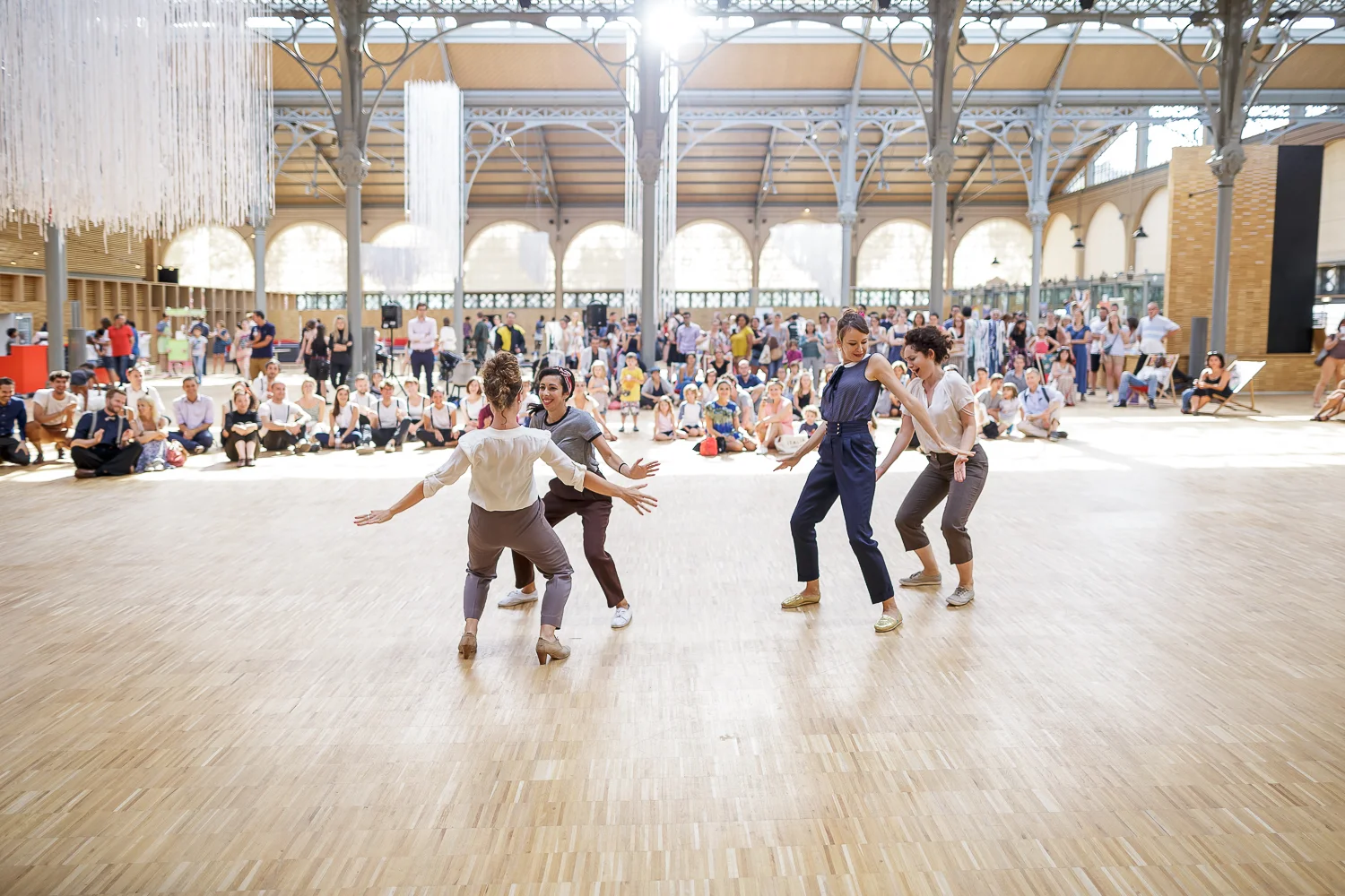 Shake That Swing au Carreau du Temple pour le Forum des associations. http://www.ebobrie.com/shake-that-swing-au-carreau-du-temple-10092016
