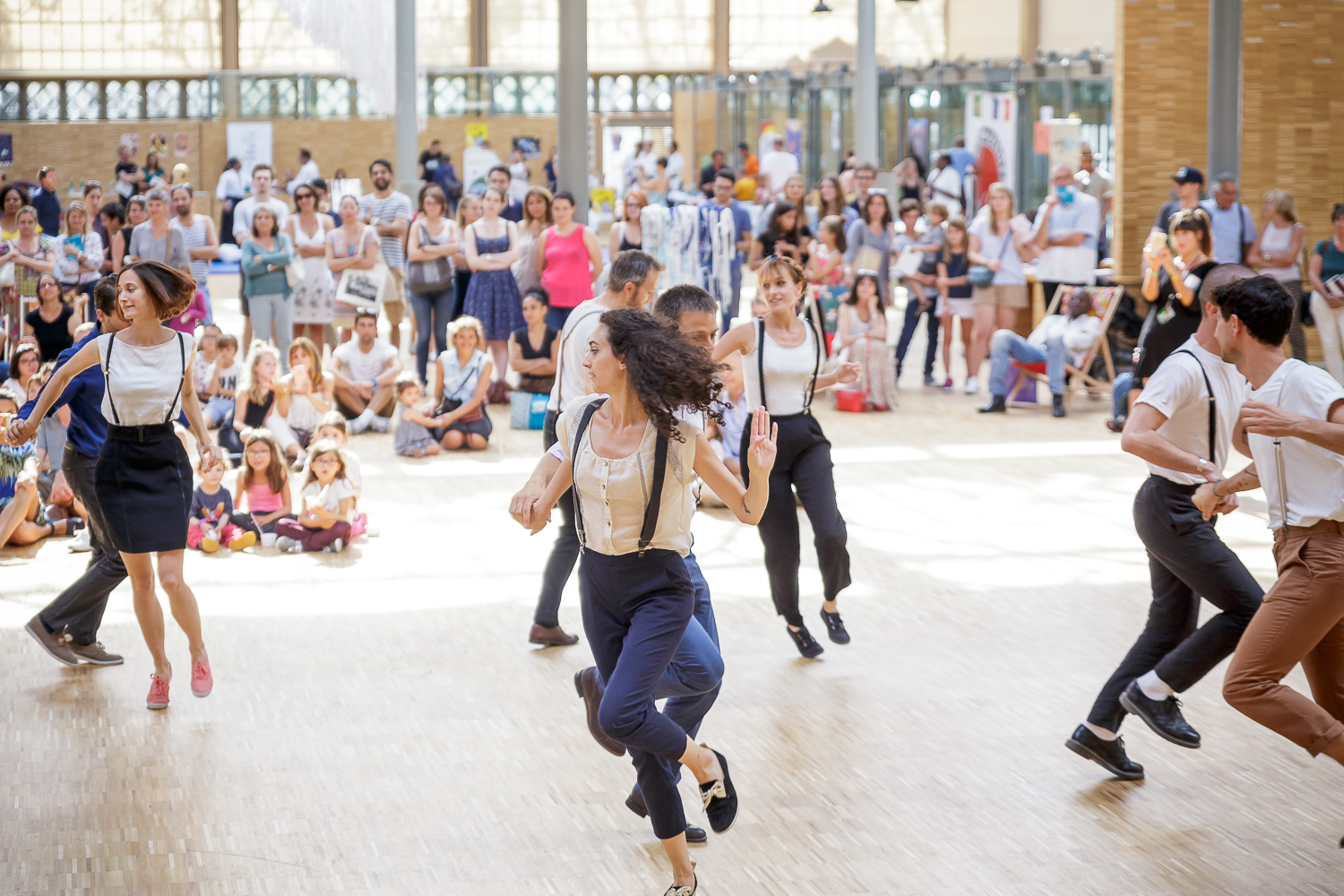  Shake That Swing au Carreau du Temple pour le Forum des associations. http://www.ebobrie.com/shake-that-swing-au-carreau-du-temple-10092016 