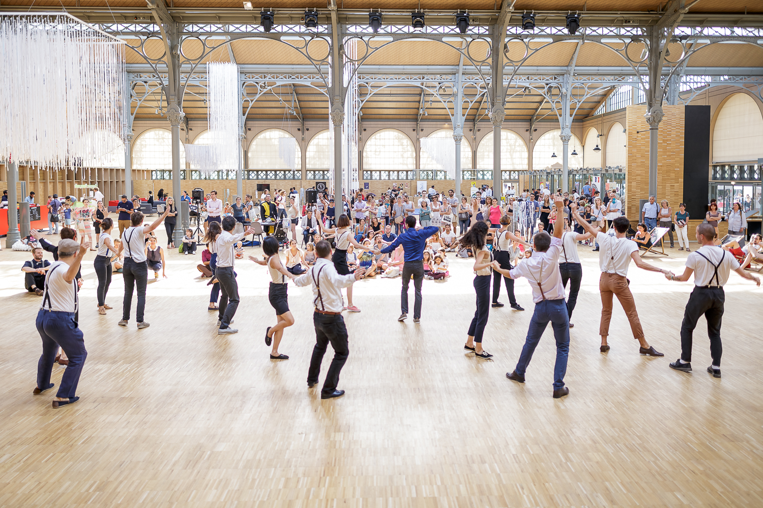  Shake That Swing au Carreau du Temple pour le Forum des associations. http://www.ebobrie.com/shake-that-swing-au-carreau-du-temple-10092016 