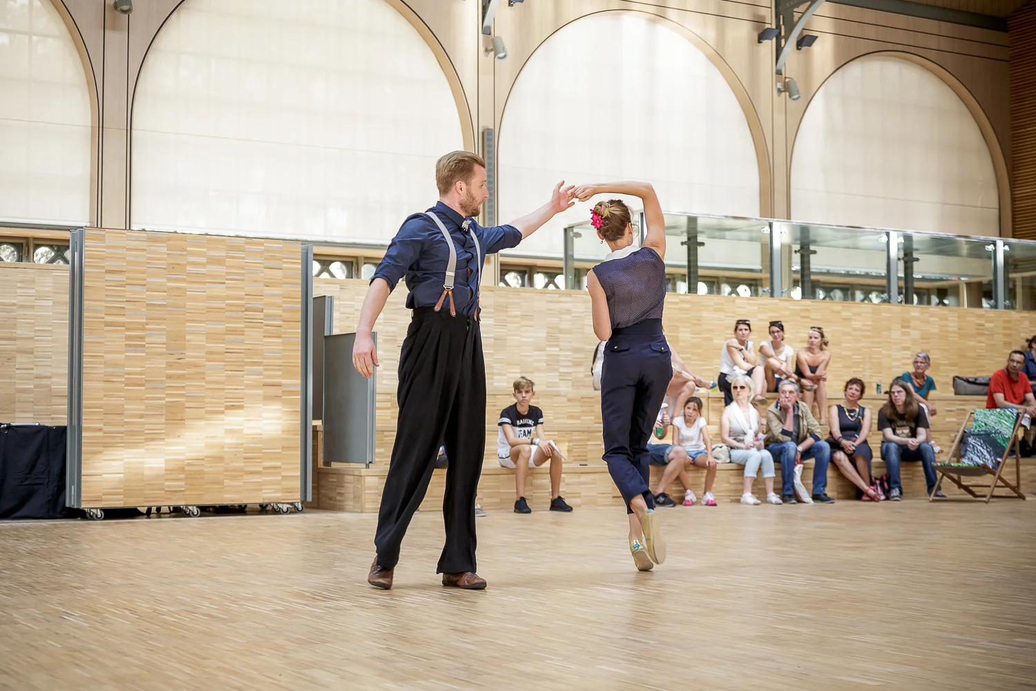 Shake That Swing au Carreau du Temple pour le Forum des associations. http://www.ebobrie.com/shake-that-swing-au-carreau-du-temple-10092016