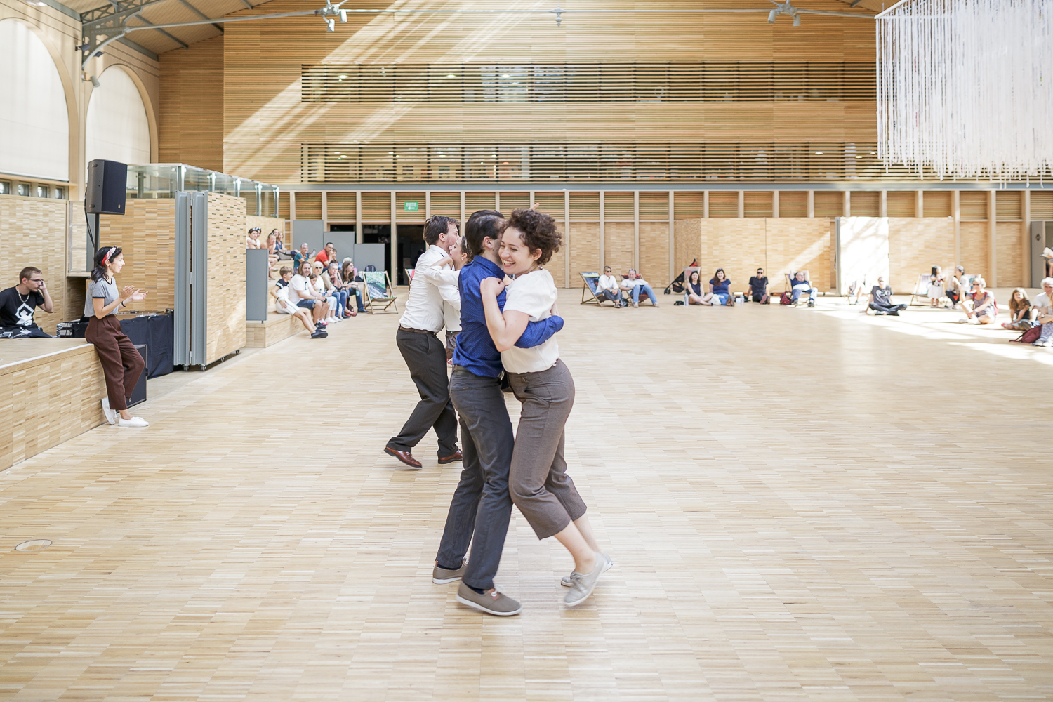  Shake That Swing au Carreau du Temple pour le Forum des associations. http://www.ebobrie.com/shake-that-swing-au-carreau-du-temple-10092016 