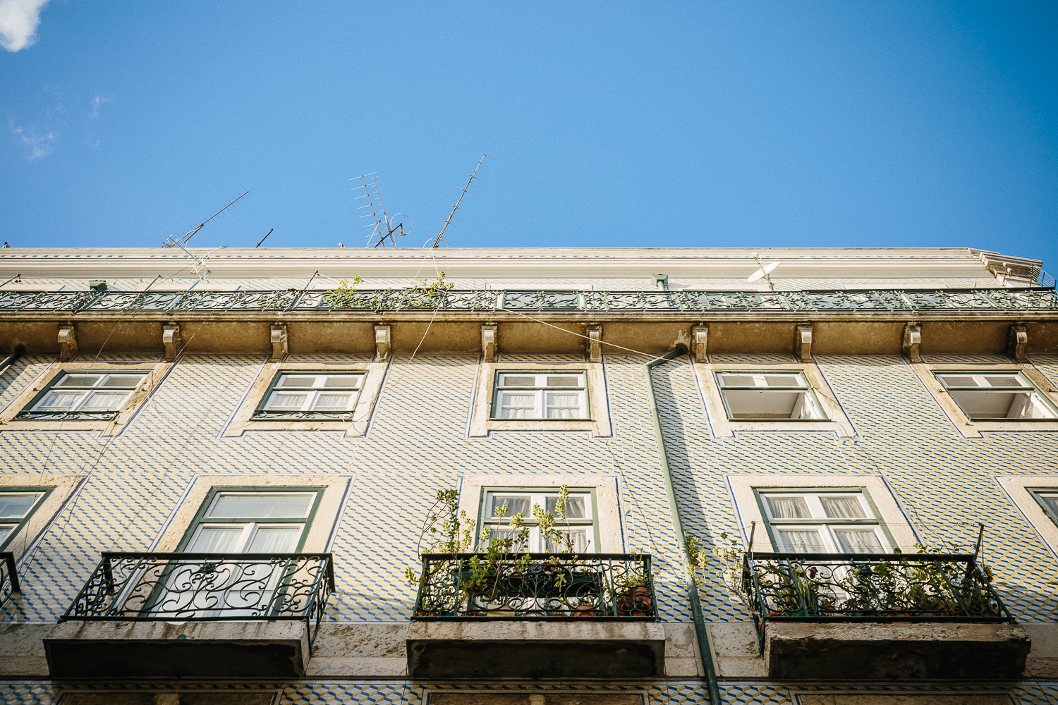  Blue Skies Lisbon 2016 - www.ebobrie.com/blue-skies-lisbon-2016 