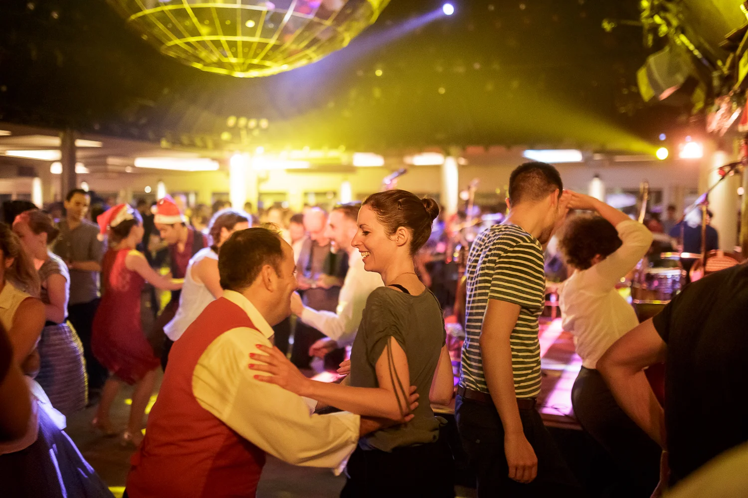 Bal Swing au Chalet du Lac avec Swing Deluxe. Photo: For Dancers Only - http://www.ebobrie.com/chalet-du-lac-18122016