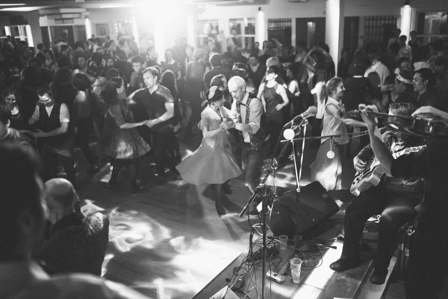 Bal Swing au Chalet du Lac avec Swing Deluxe. Photo: For Dancers Only - http://www.ebobrie.com/chalet-du-lac-18122016