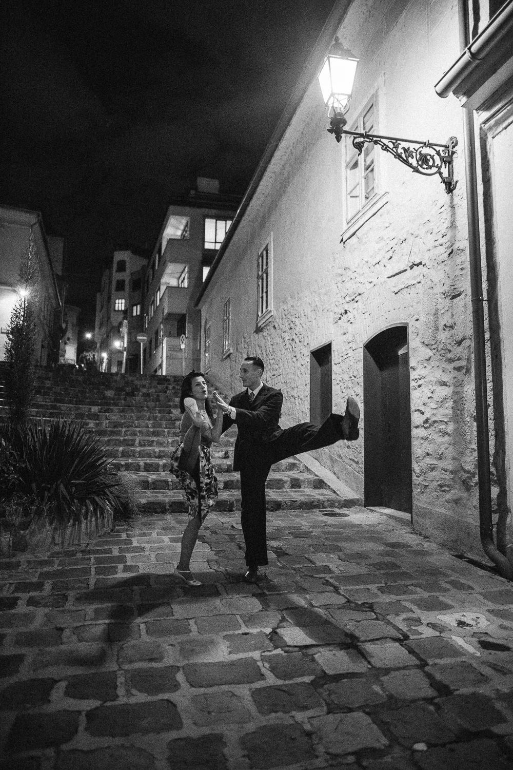 Hélène & Benoit - Lindy Hop teachers in Nantes (https://www.facebook.com/Miss-Swing-Friends-199335680084858). Album: www.ebobrie.com/dancers-helene-benoit