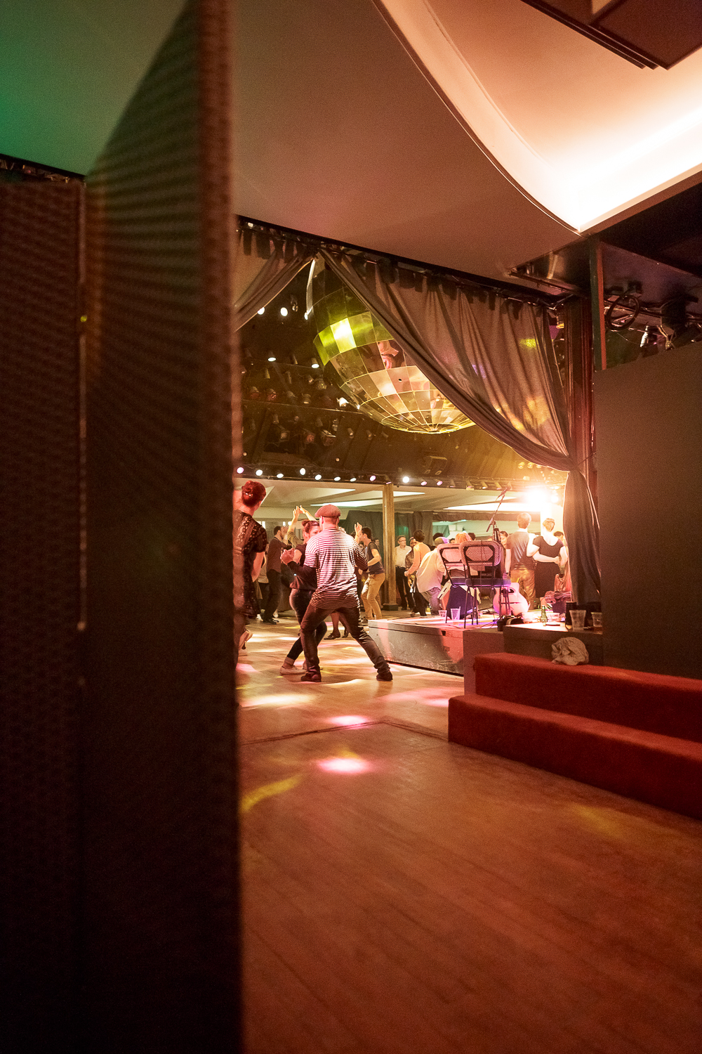  Bal Swing au Chalet du Lac avec Swing Deluxe. Photo: For Dancers Only - http://www.ebobrie.com/chalet-du-lac-22012017 