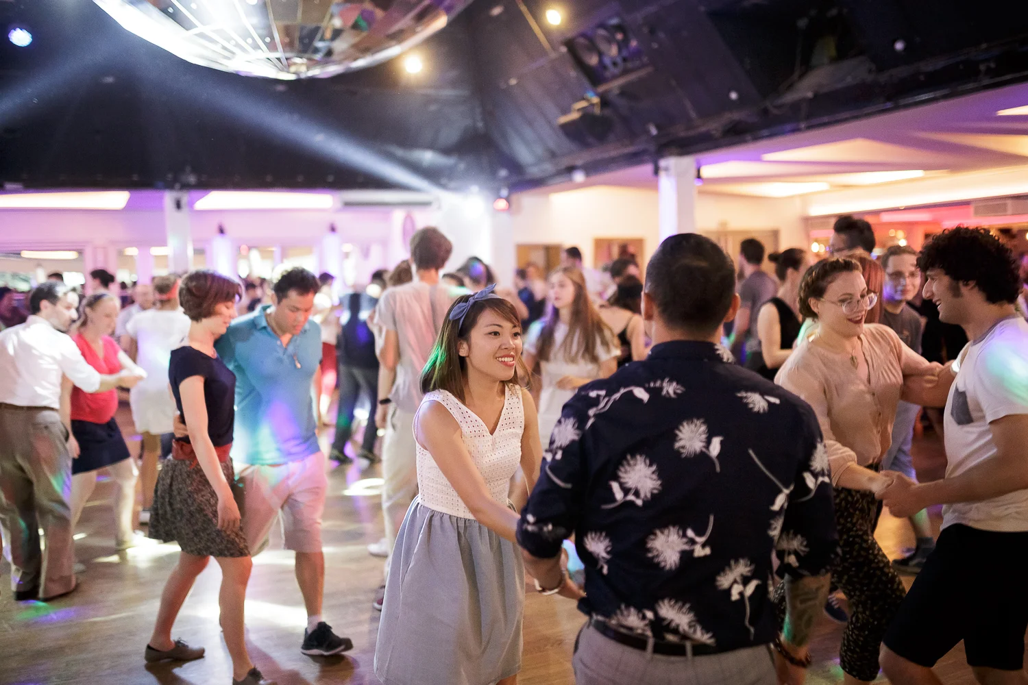 Bal Swing au Chalet du Lac avec Swing Deluxe. Photo: For Dancers Only - http://www.ebobrie.com/chalet-du-lac-25062017