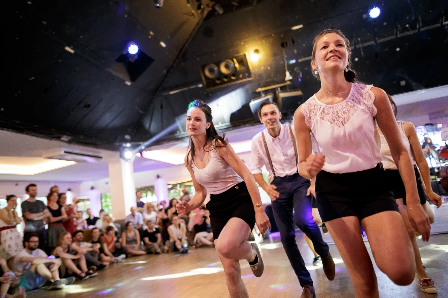 Bal Swing au Chalet du Lac avec Swing Deluxe. Photo: For Dancers Only - http://www.ebobrie.com/chalet-du-lac-25062017