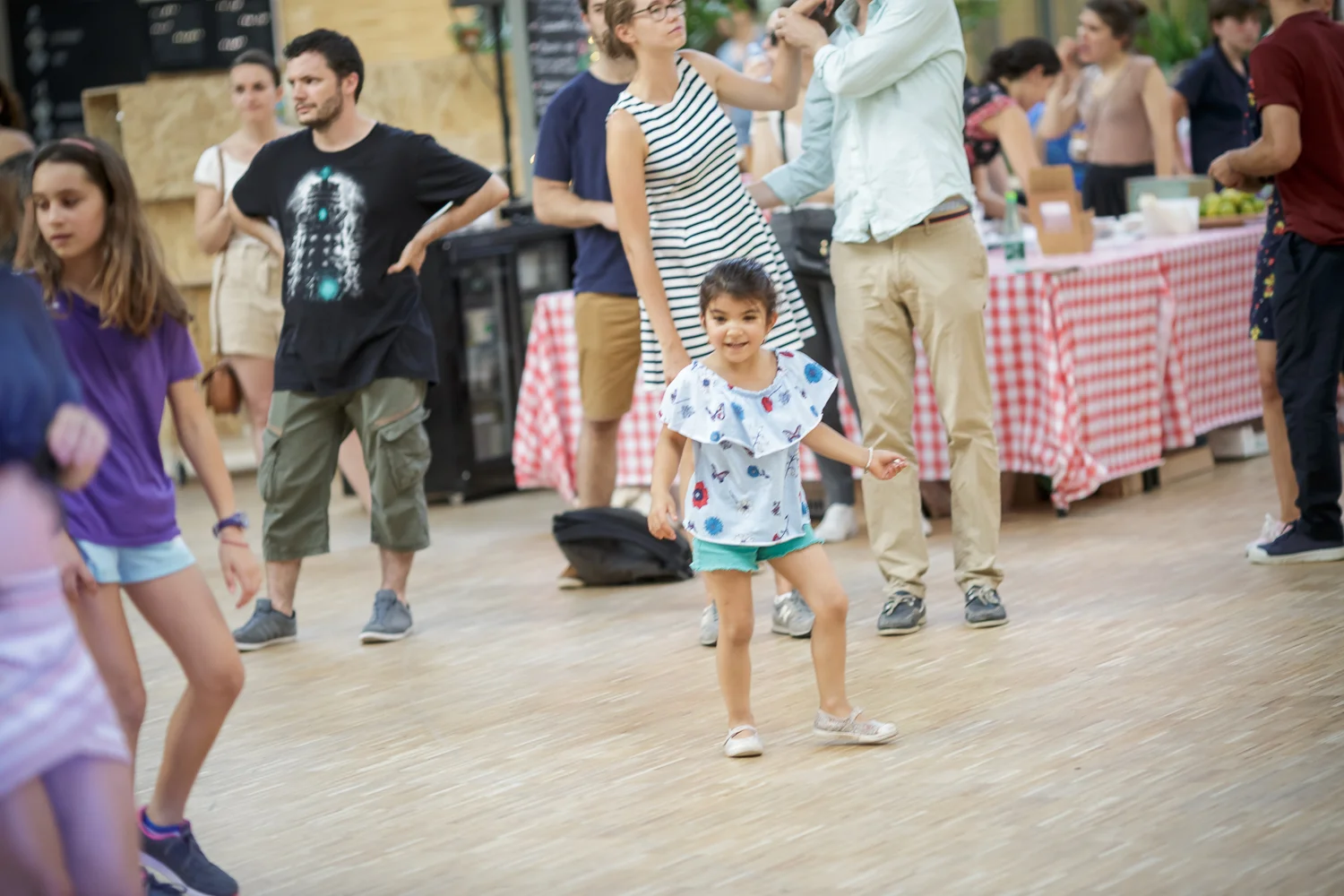 Bal Swing au Carreau du Temple. Galerie web: www.ebobrie.com/carreau-du-temple-08072017