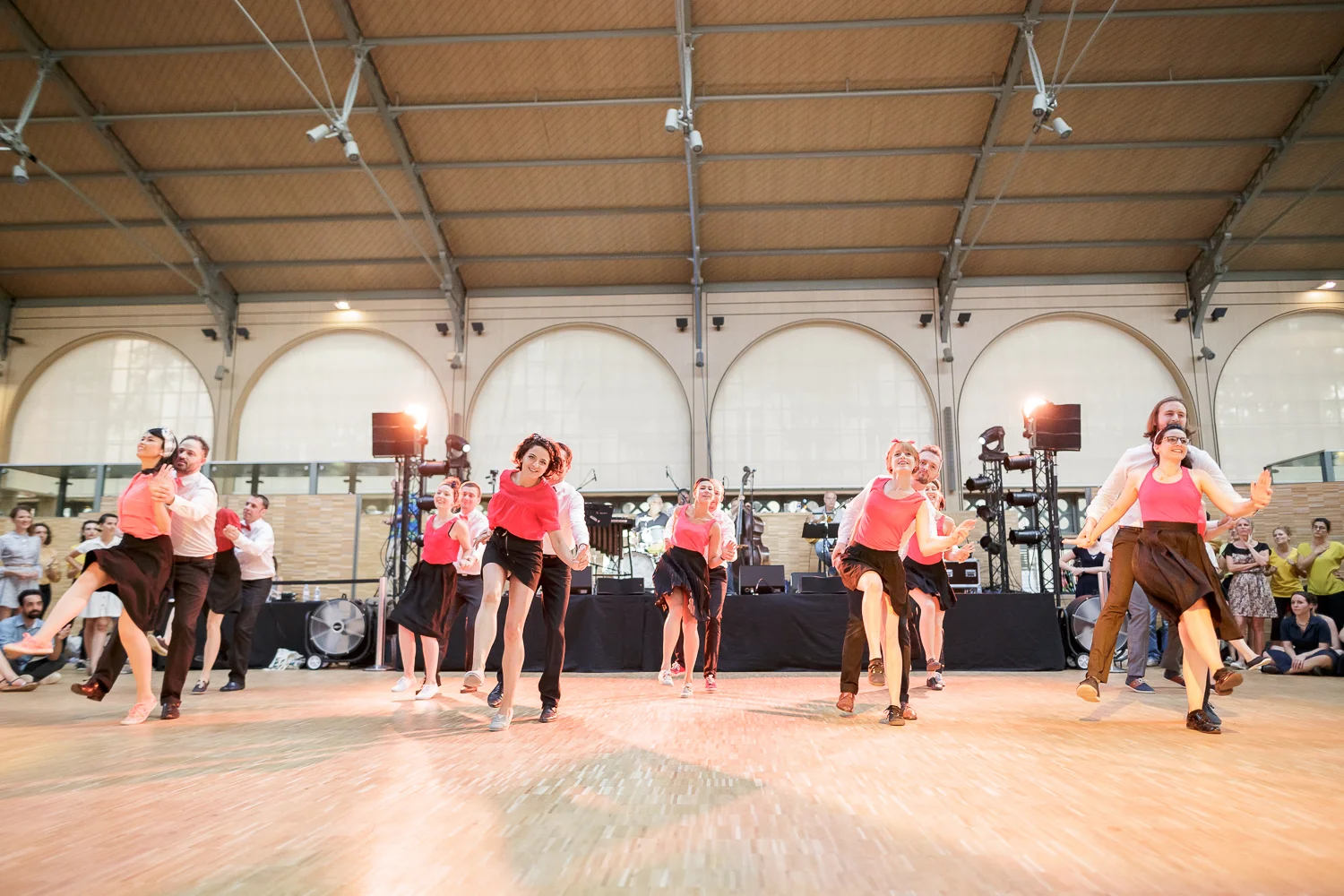 Bal Swing au Carreau du Temple. Galerie web: www.ebobrie.com/carreau-du-temple-08072017