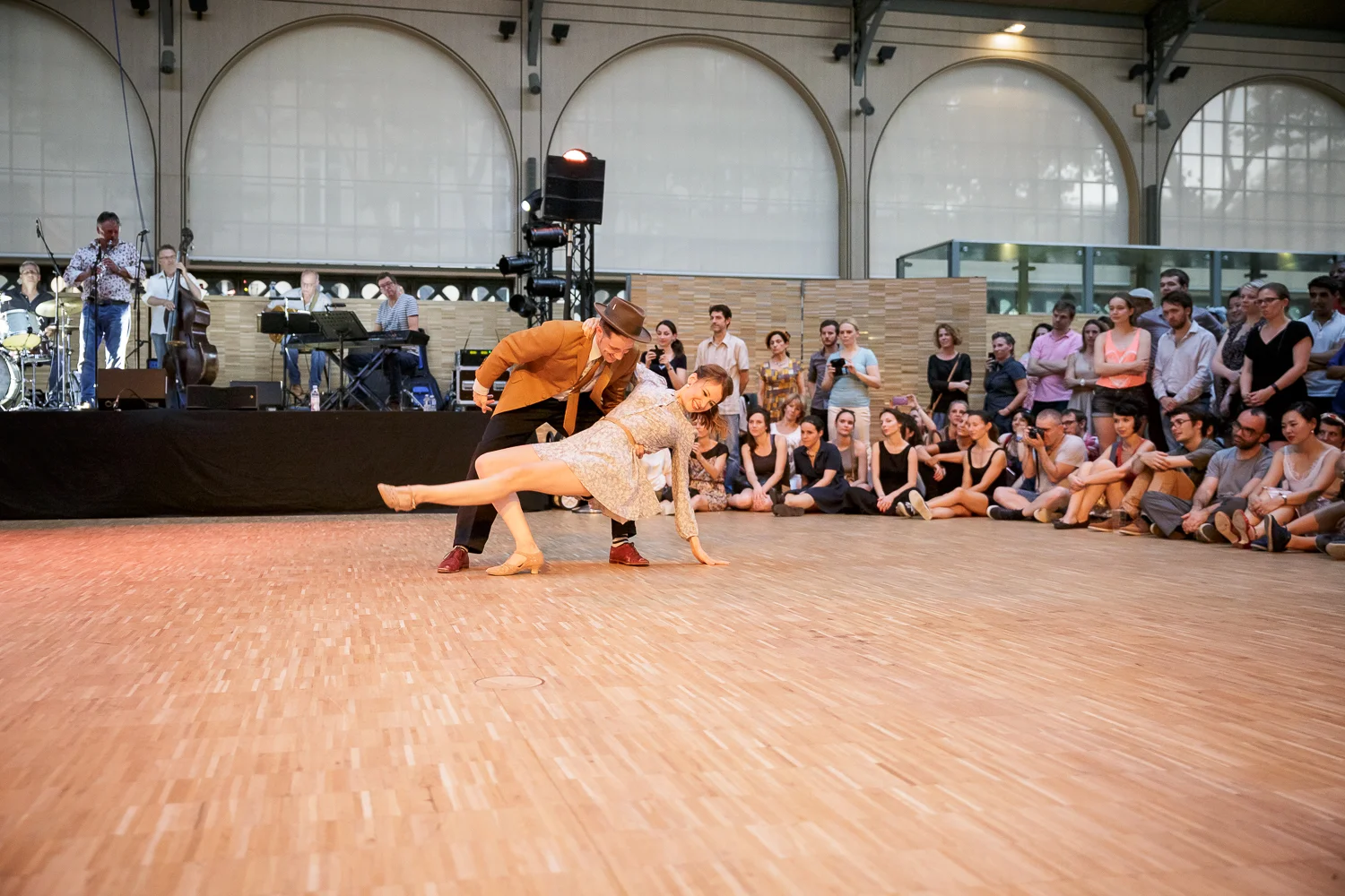Bal Swing au Carreau du Temple. Galerie web: www.ebobrie.com/carreau-du-temple-08072017