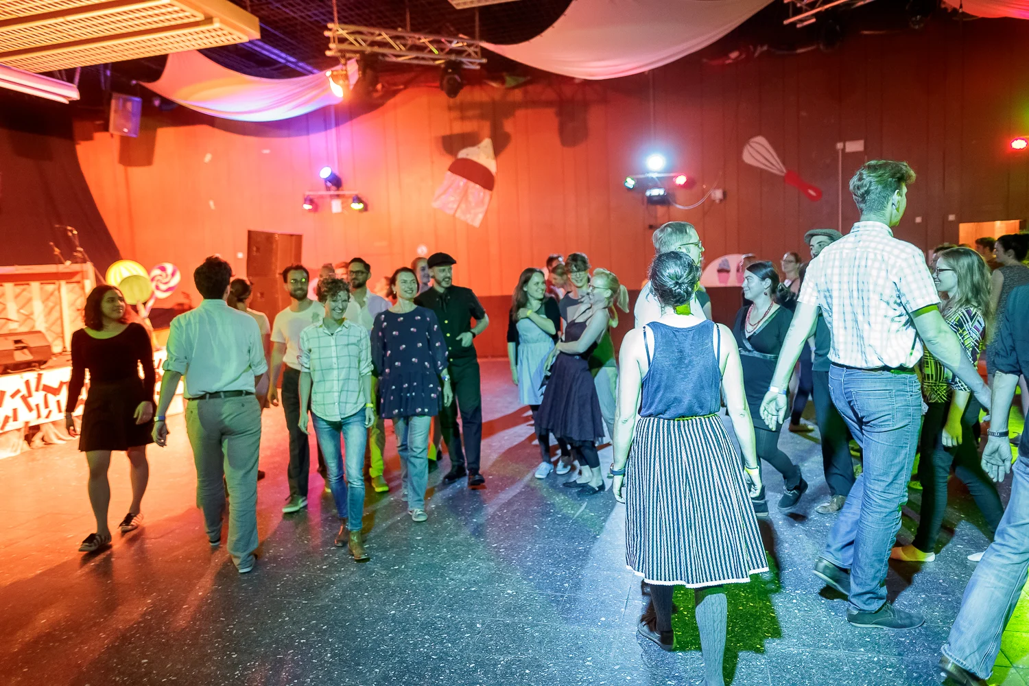 Lindy Cake 2017 - Photo Credit: For Dancers Only (http://d.pr/1fEEY) - http://www.ebobrie.com/lindy-cake-2017