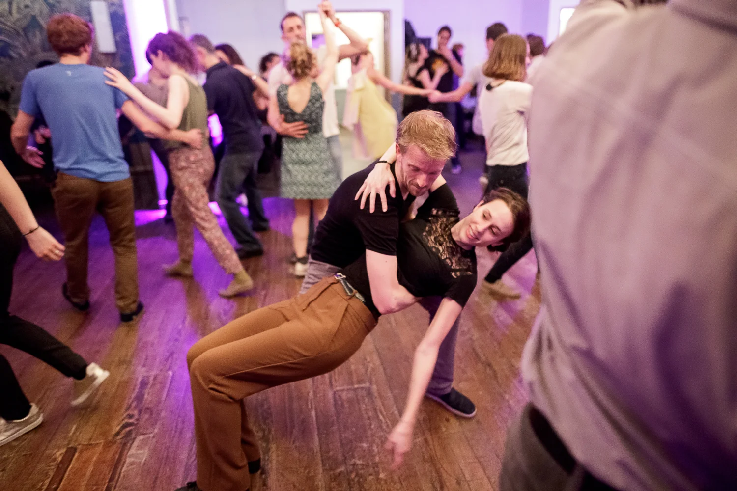 Bal Swing au Chalet du Lac avec Swing Deluxe. Photo: www.fb.me/photosForDancersOnly - http://www.ebobrie.com/chalet-du-lac-21012018