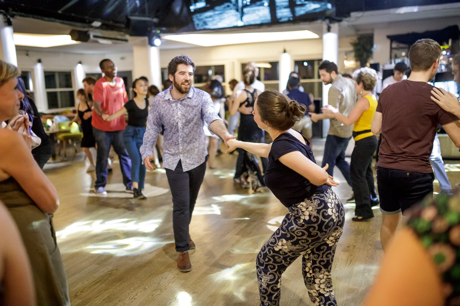 Bal Swing au Chalet du Lac avec Swing Deluxe. Photo: For Dancers Only - http://www.ebobrie.com/chalet-du-lac-27052018