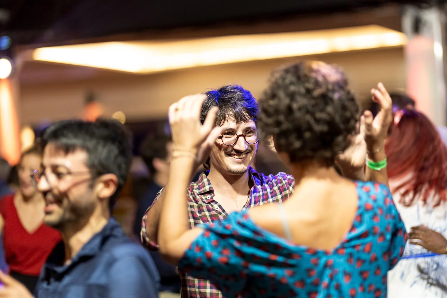 Bal de clôture du festival Wonder Follow 2018 (www.wonderfollow.shakethatswing.com) au Chalet du Lac avec Swing Deluxe.
Photo: www.fb.me/photosForDancersOnly - http://www.ebobrie.com/chalet-du-lac-edition-wonder-follow
