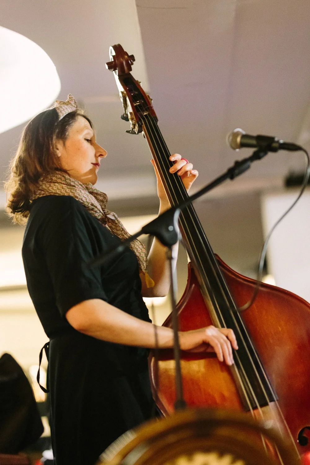 Bal de clôture du festival Wonder Follow 2018 (www.wonderfollow.shakethatswing.com) au Chalet du Lac avec Swing Deluxe.
Photo: www.fb.me/photosForDancersOnly - http://www.ebobrie.com/chalet-du-lac-edition-wonder-follow