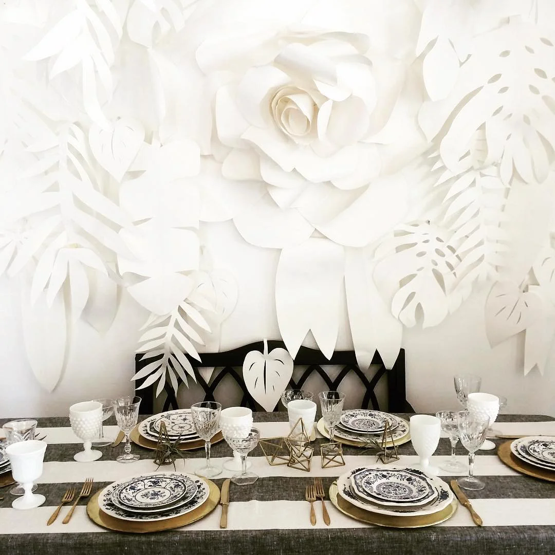 Blue and White Dinner Plate — Otis + Pearl Partywares