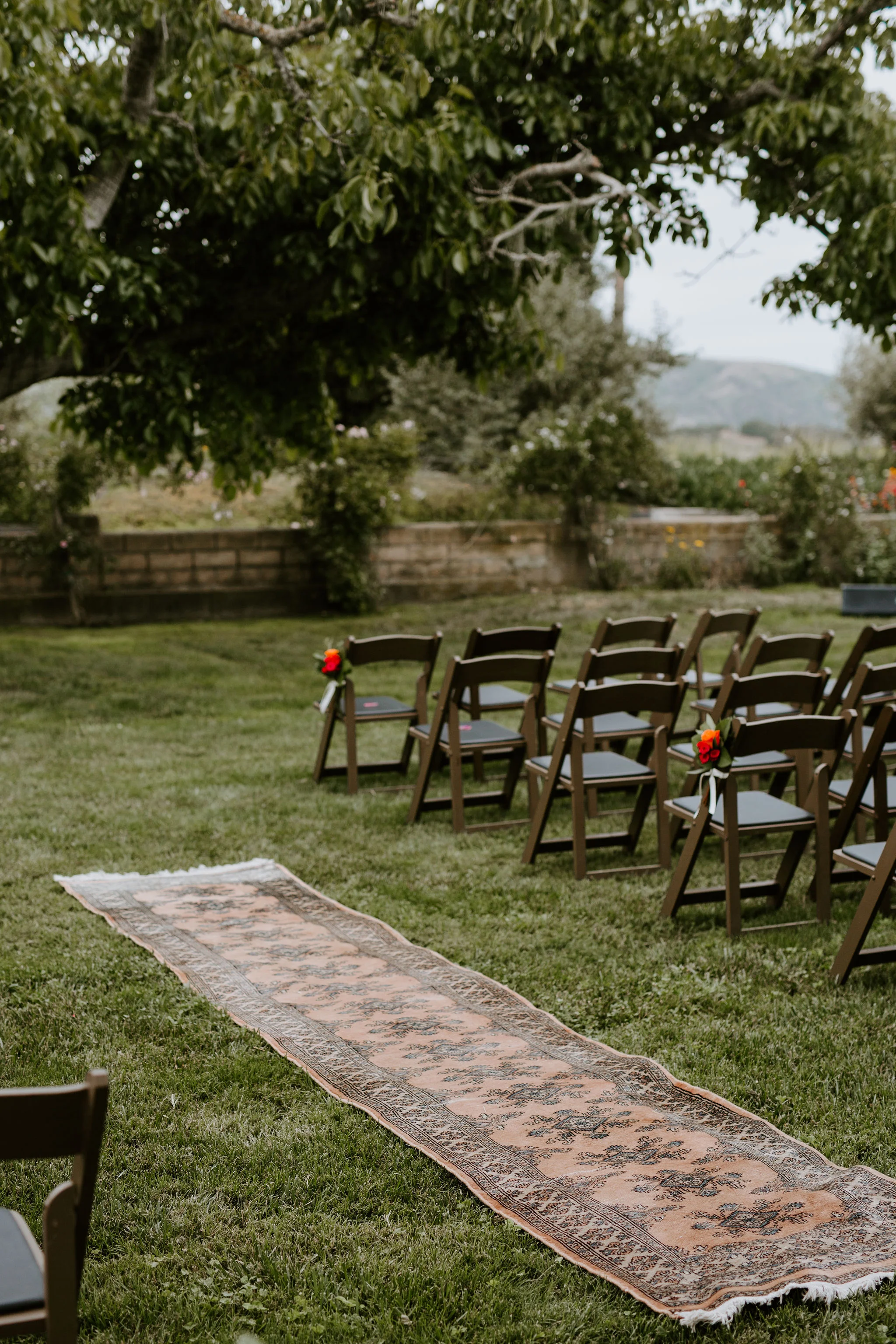LaArboleda_Geoff&LyndsiPhotography_Brooke&Bill_GettingReady105.jpg