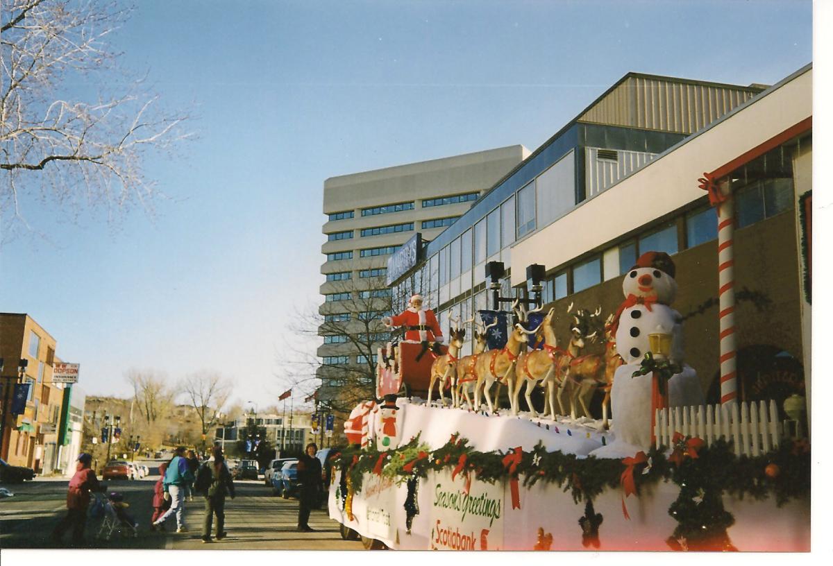 santa claus parade 1997.jpg