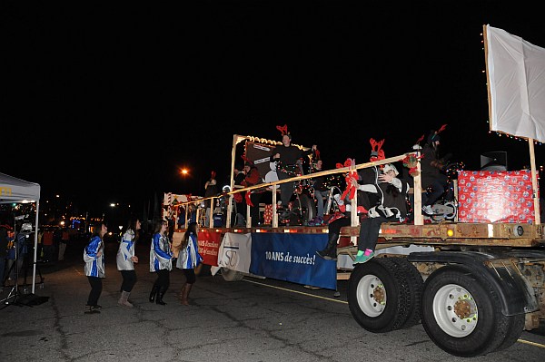 santa parade 2013_377.jpg