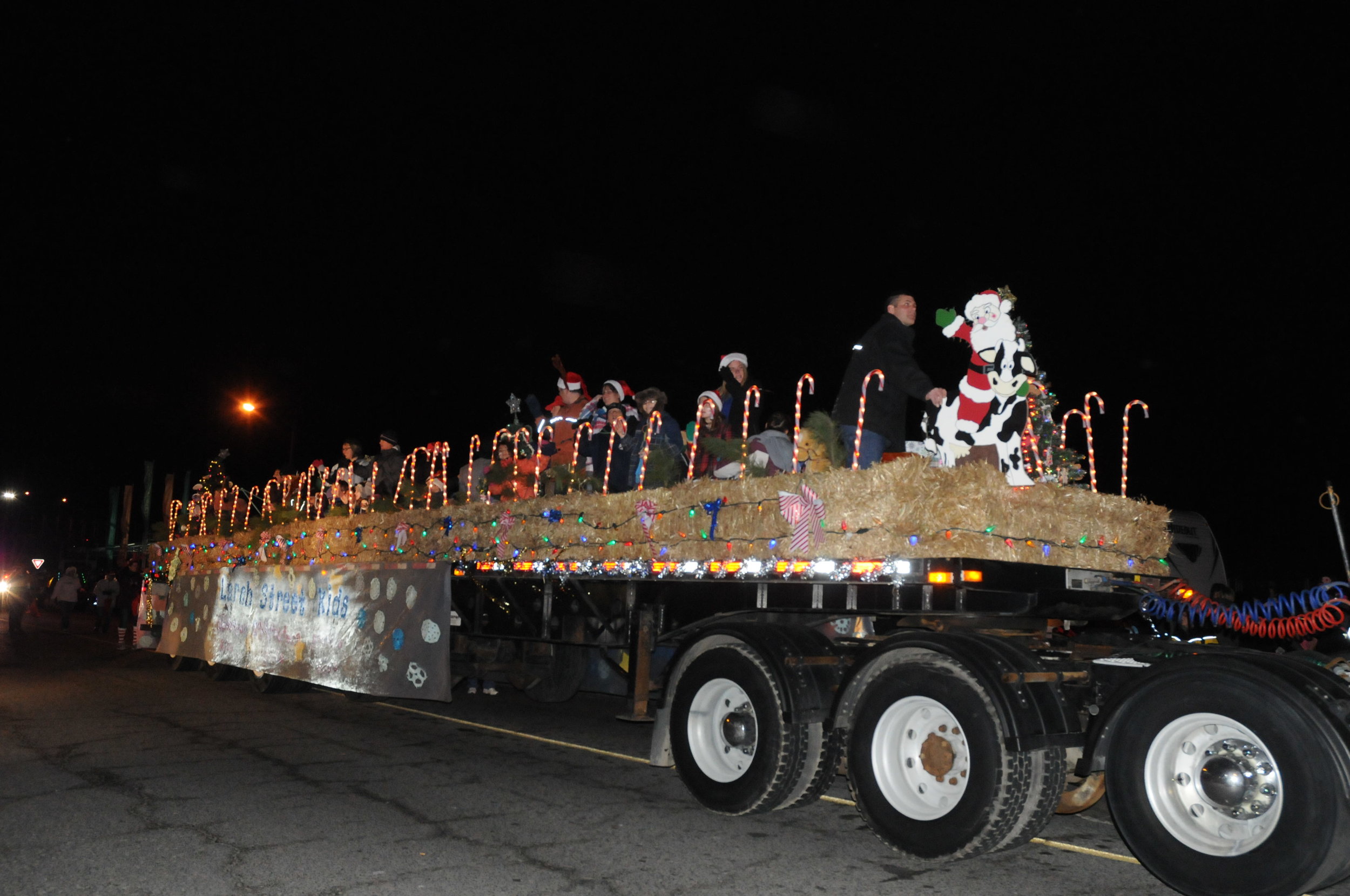 Santa Parade 2013_196.JPG