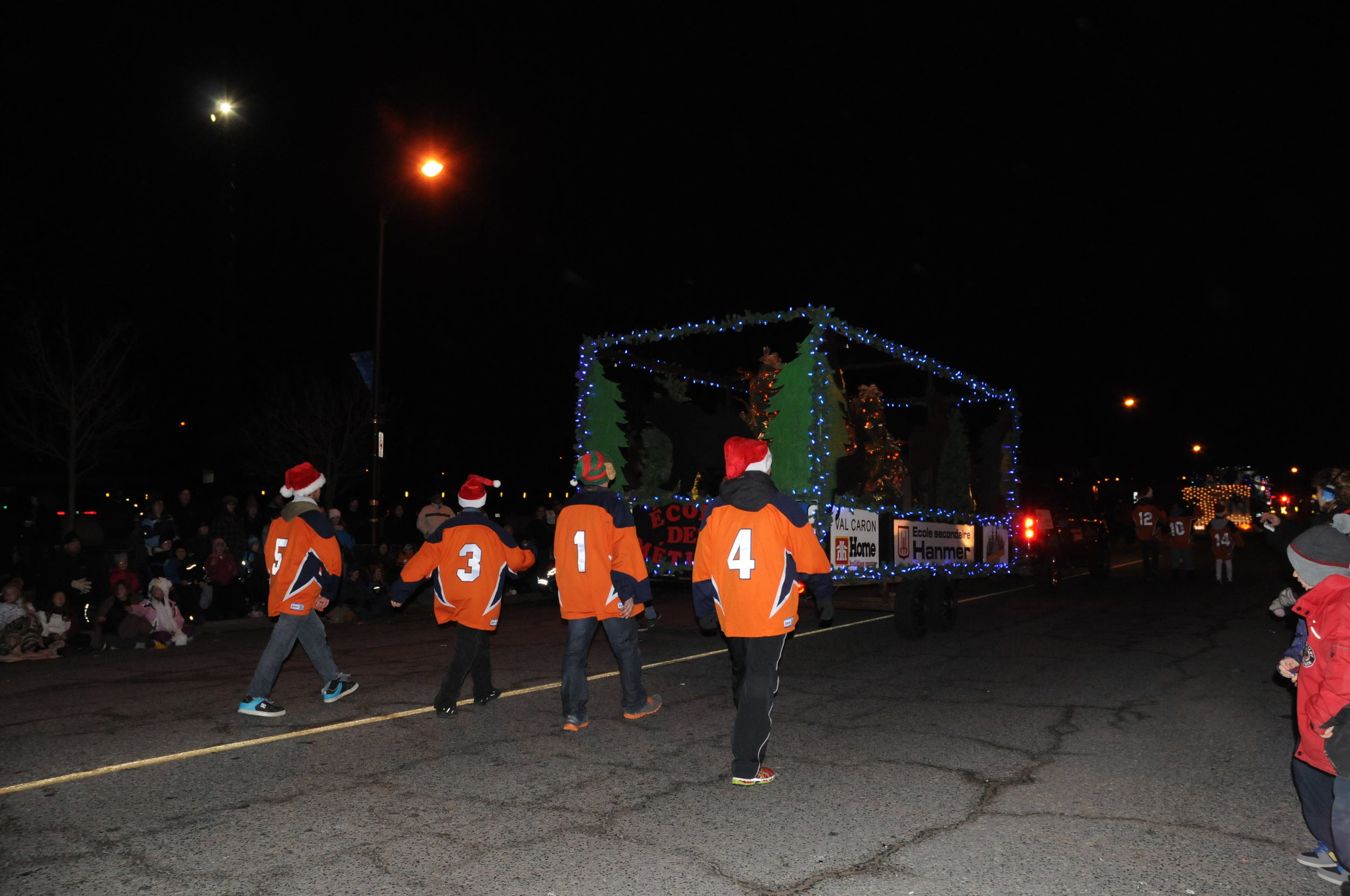 Santa Parade 2013_287.JPG