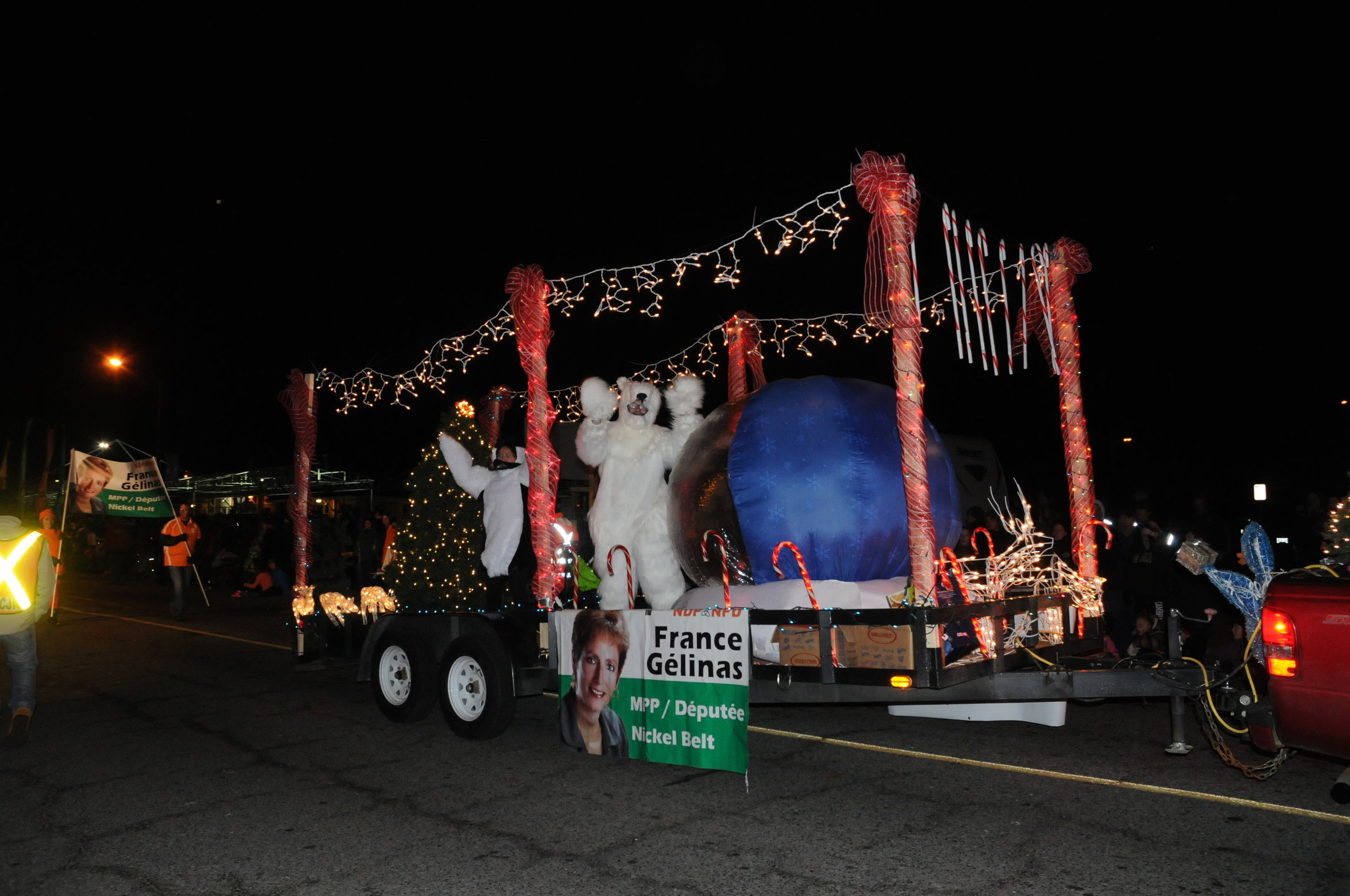 Santa Parade 2013_328.JPG