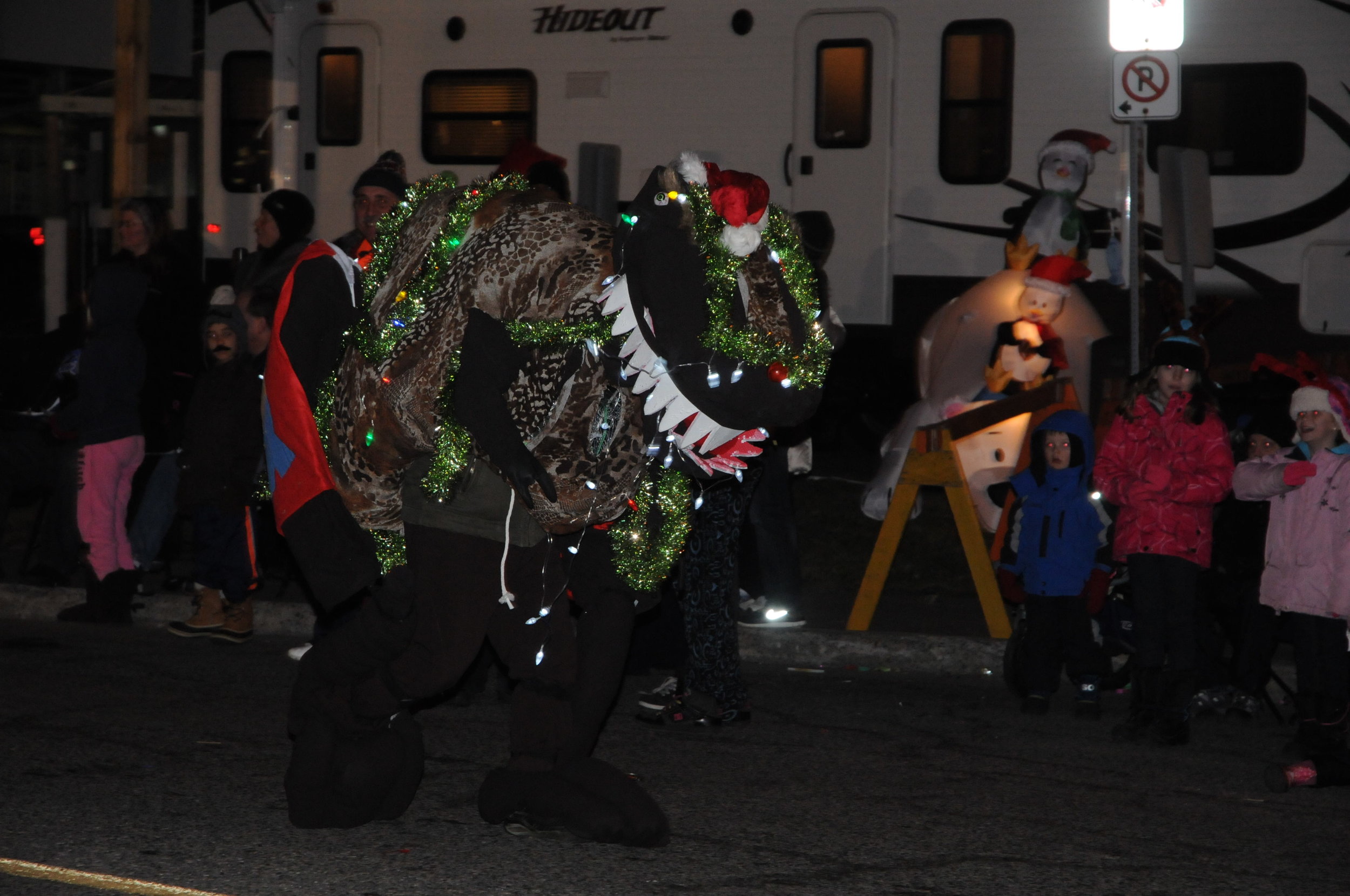 Santa Parade 2013_368.JPG