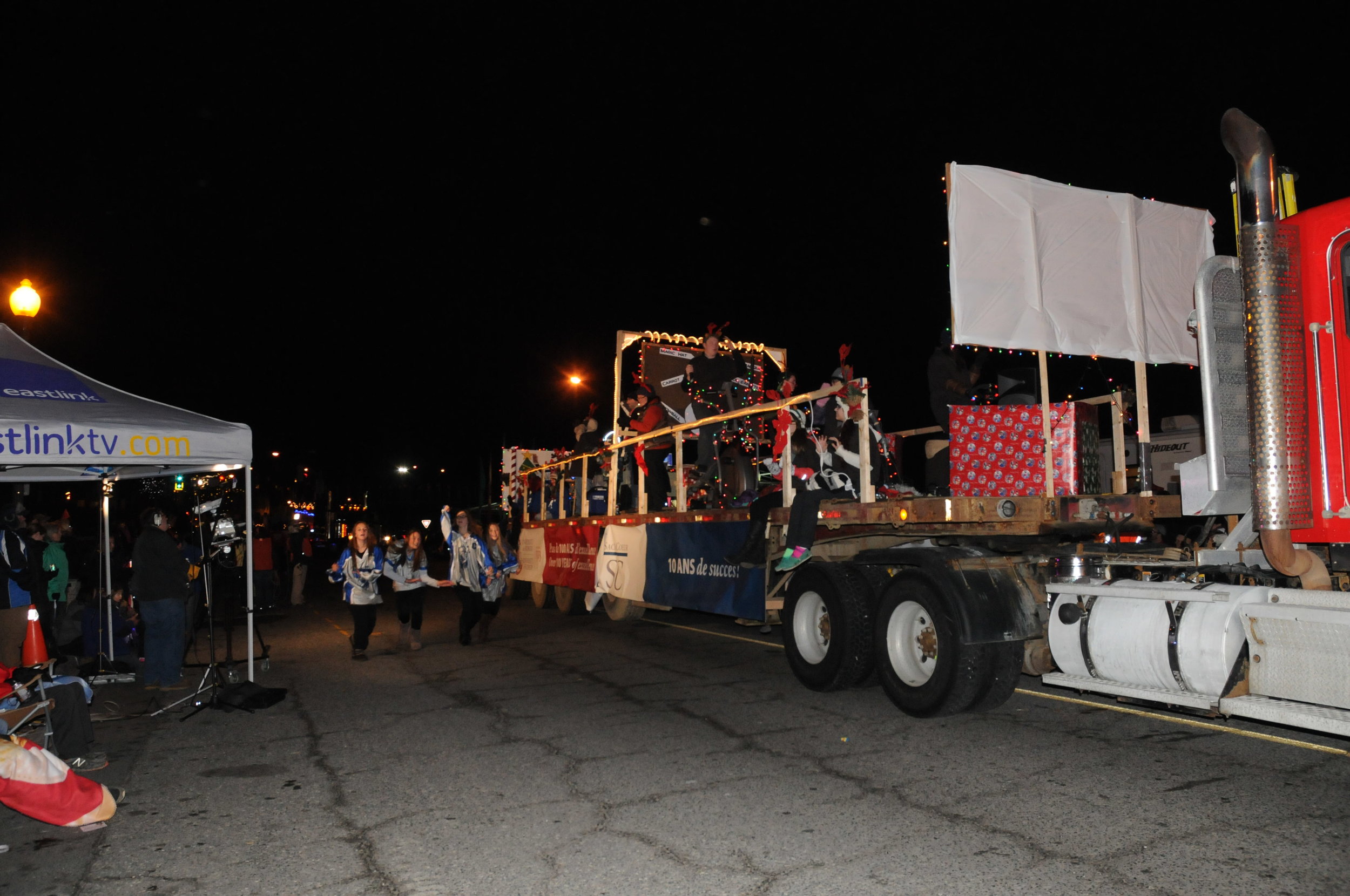 Santa Parade 2013_376.JPG