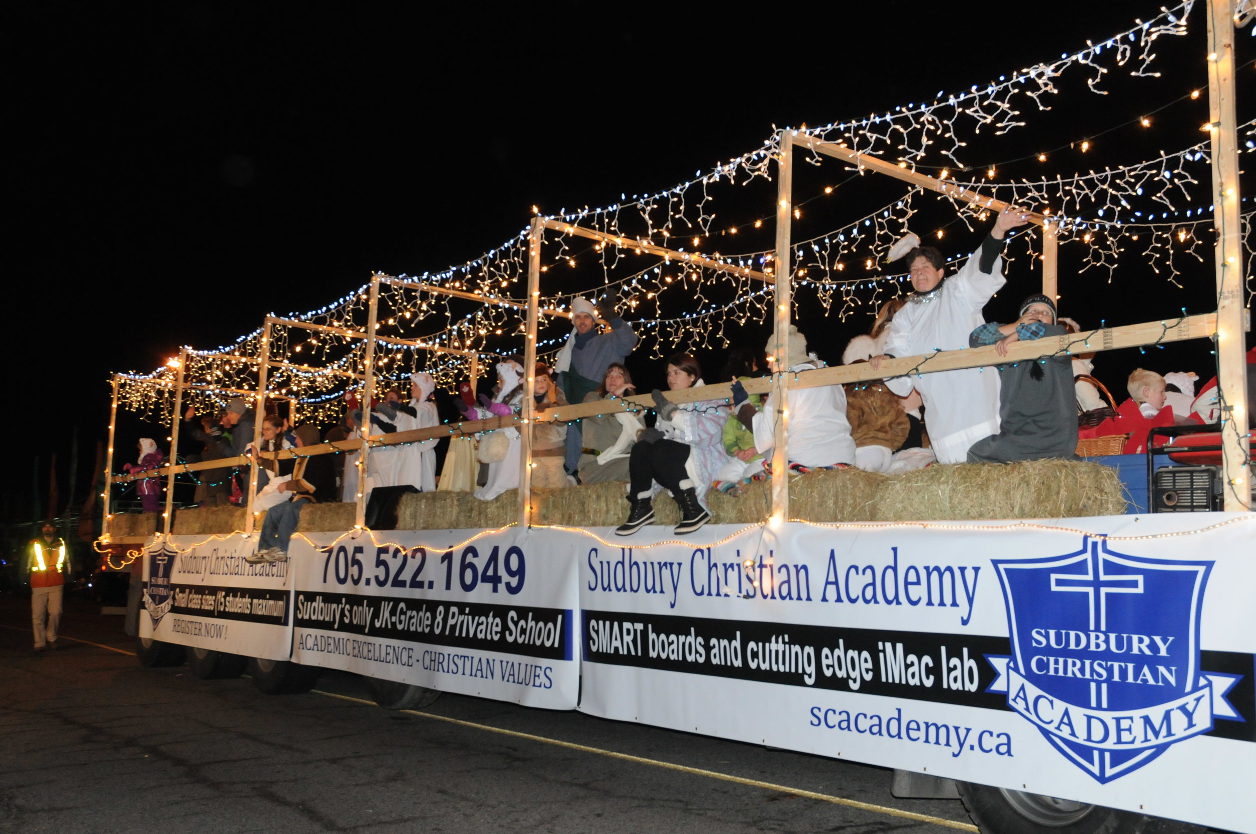 Santa Parade 2013_387.JPG