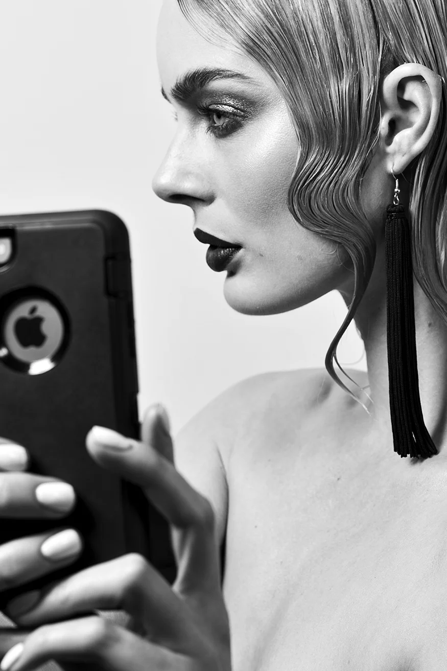 Lucy_WetHair_Outtake_05.jpg
