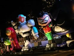 Even More Pics & Cosplay From NYCC 2014