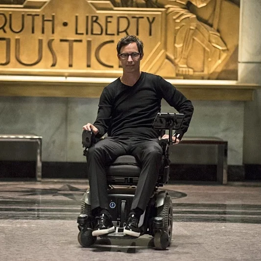 Theories On Who Is Harrison Wells? 