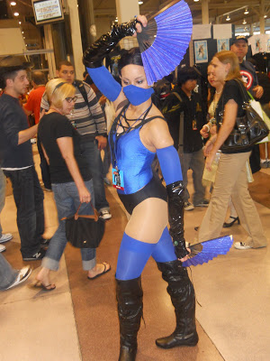 Cosplay Girl Of The Week #30 New York Comic Con Edition (Kitana)