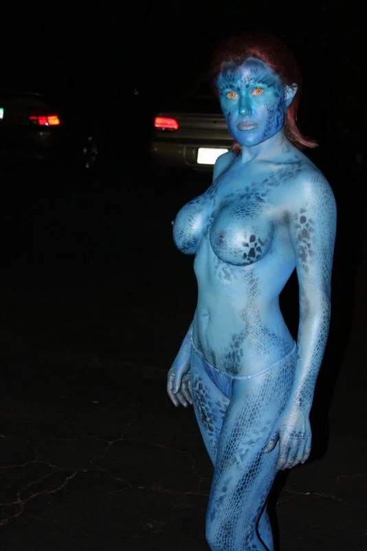 Cosplay Girl Of The Week #36 (Mystique)