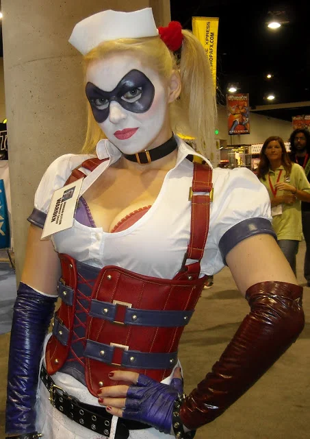 Cosplay Girl Of The Week #81 (Harley Quinn)