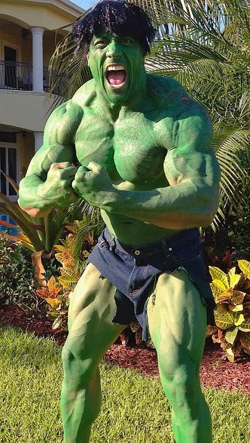 Cosplay Boy Of The Week #77 (The Hulk)