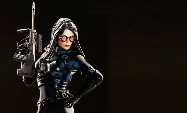 Featured Figure 'Baroness'