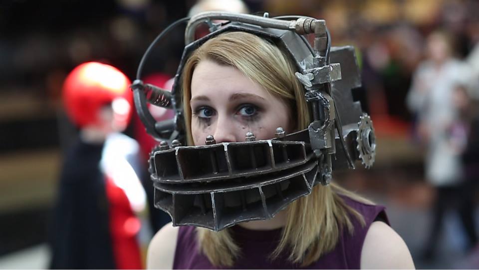 Cosplay Girl of the Week #120 (Amanda from Saw)