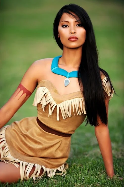 Cosplay Girl of The Week #134 (Pocahontas)