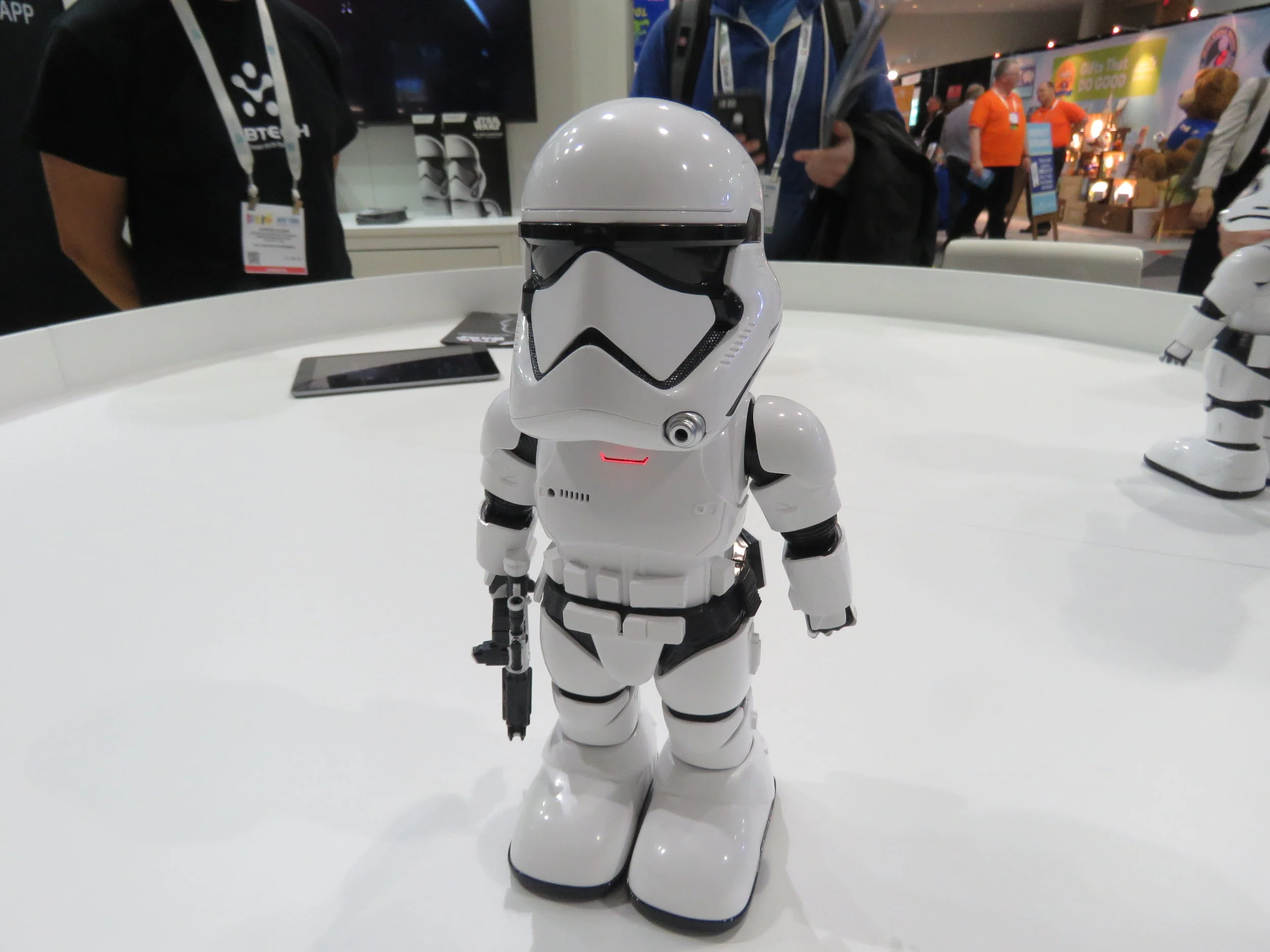 New York Toy Fair 2018: UBTECH -Star Wars First Order Stormtrooper