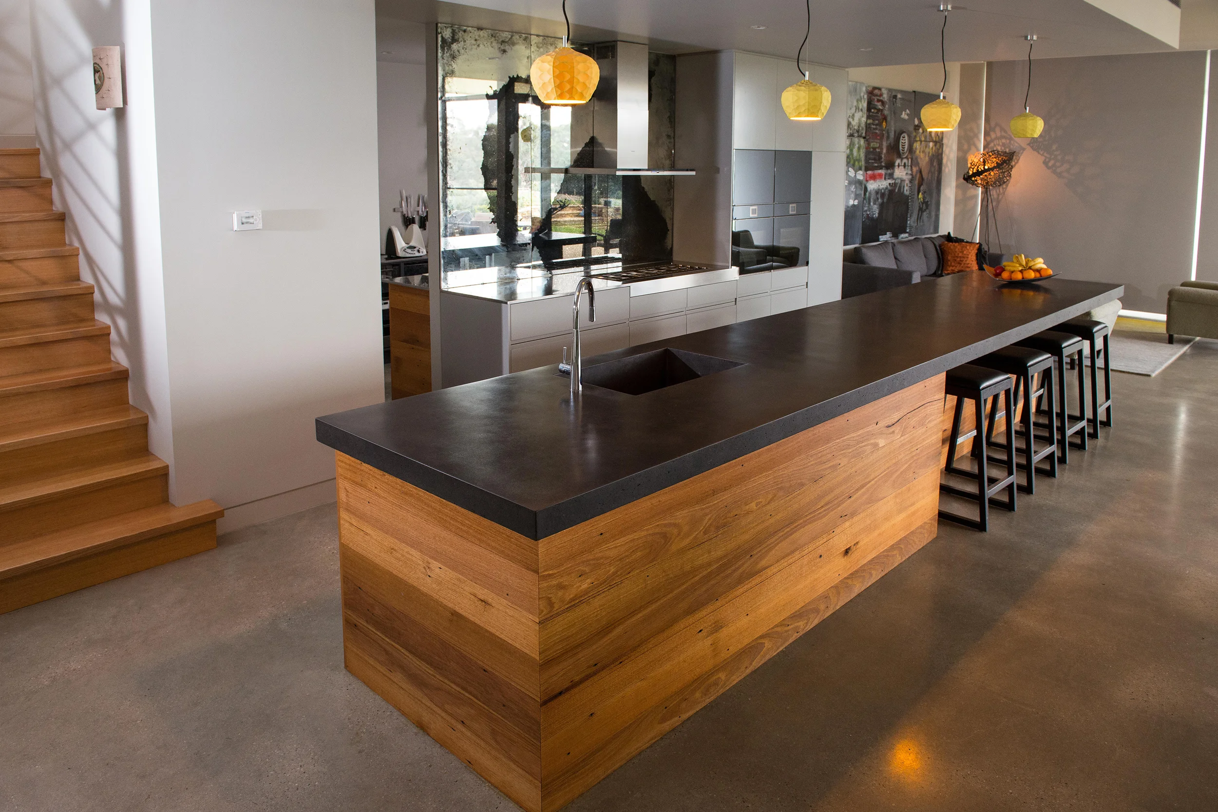 Kitchen Benchtop in Concrete - Charcoal