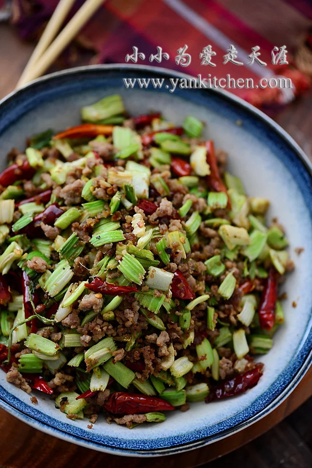 肉末炒脆芹菜
