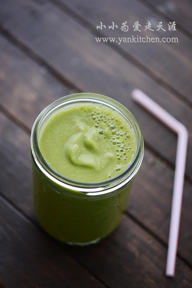 菠萝芹菜西兰花smoothie